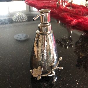 White Orchid Pump Soap Dispenser Michael Aram